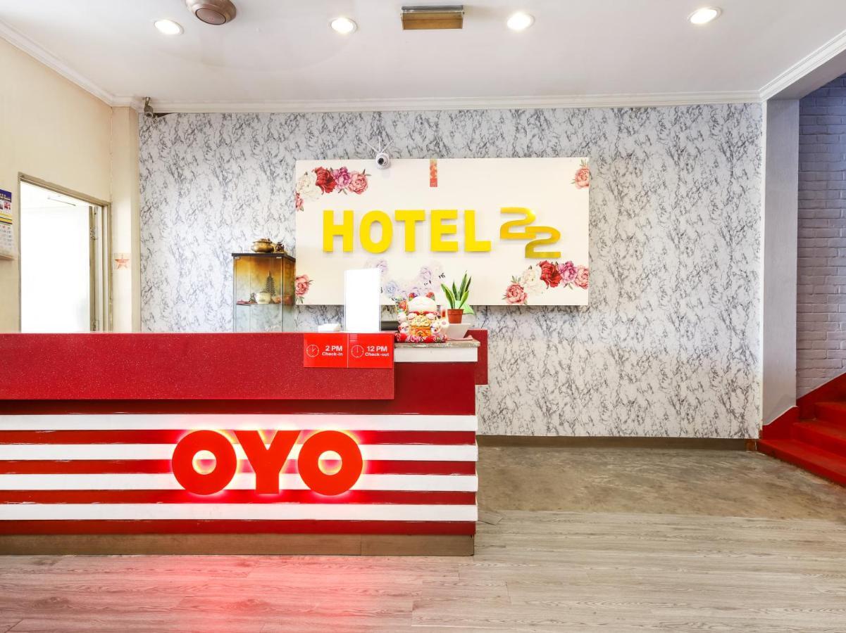 Oyo 89676 Hotel 22 Серембан Екстер'єр фото